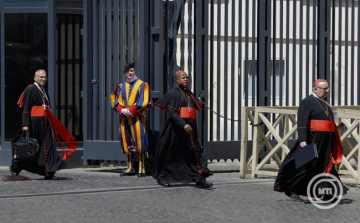 Pápaválasztás - Szerdán kezdődik a konklávé