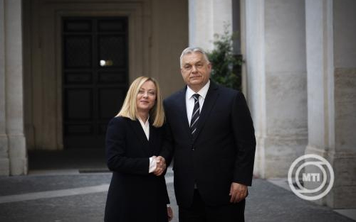 Giorgia Meloni olasz miniszterelnökkel tárgyalt Orbán Viktor